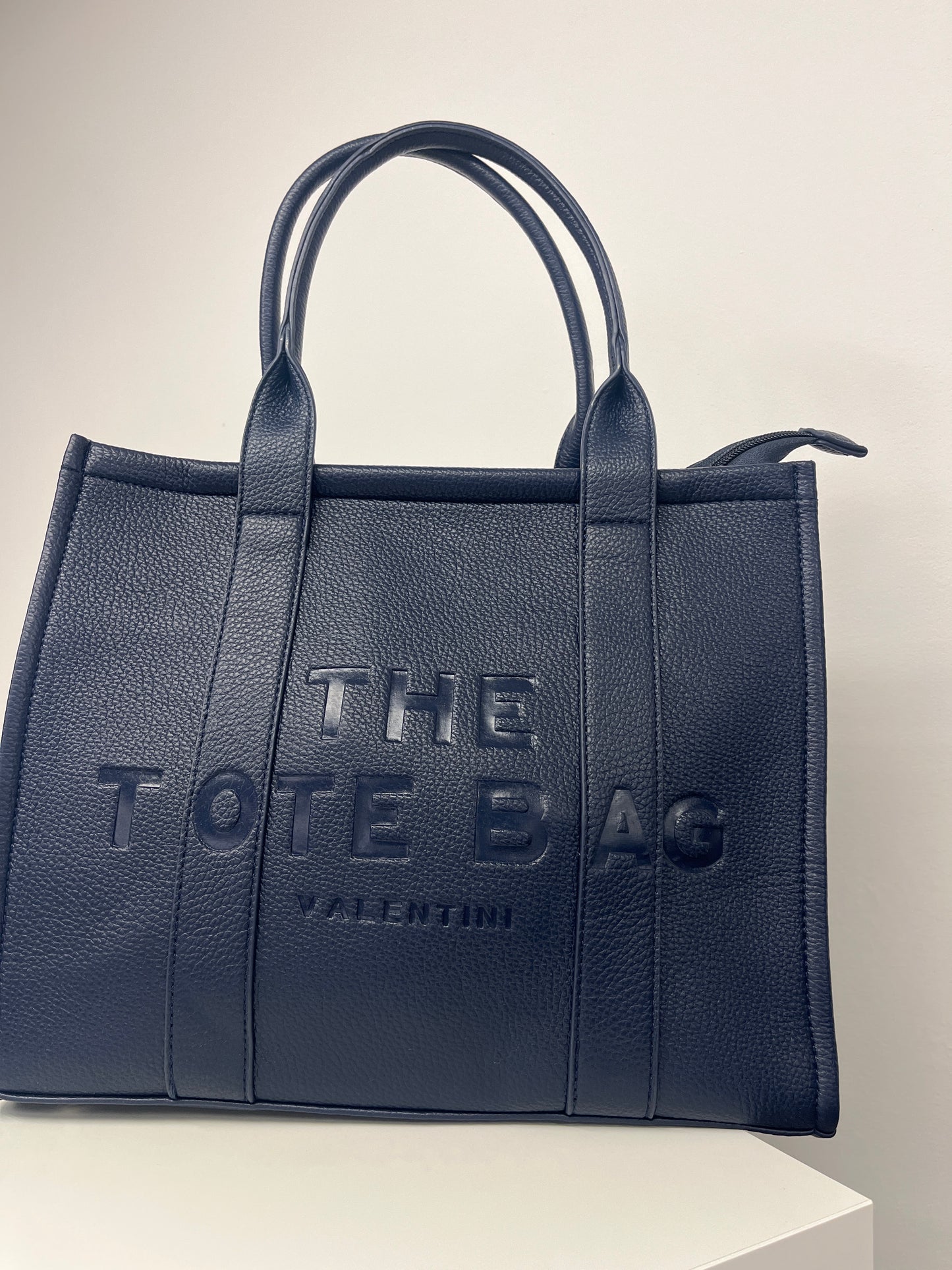 TOTE GRANDE