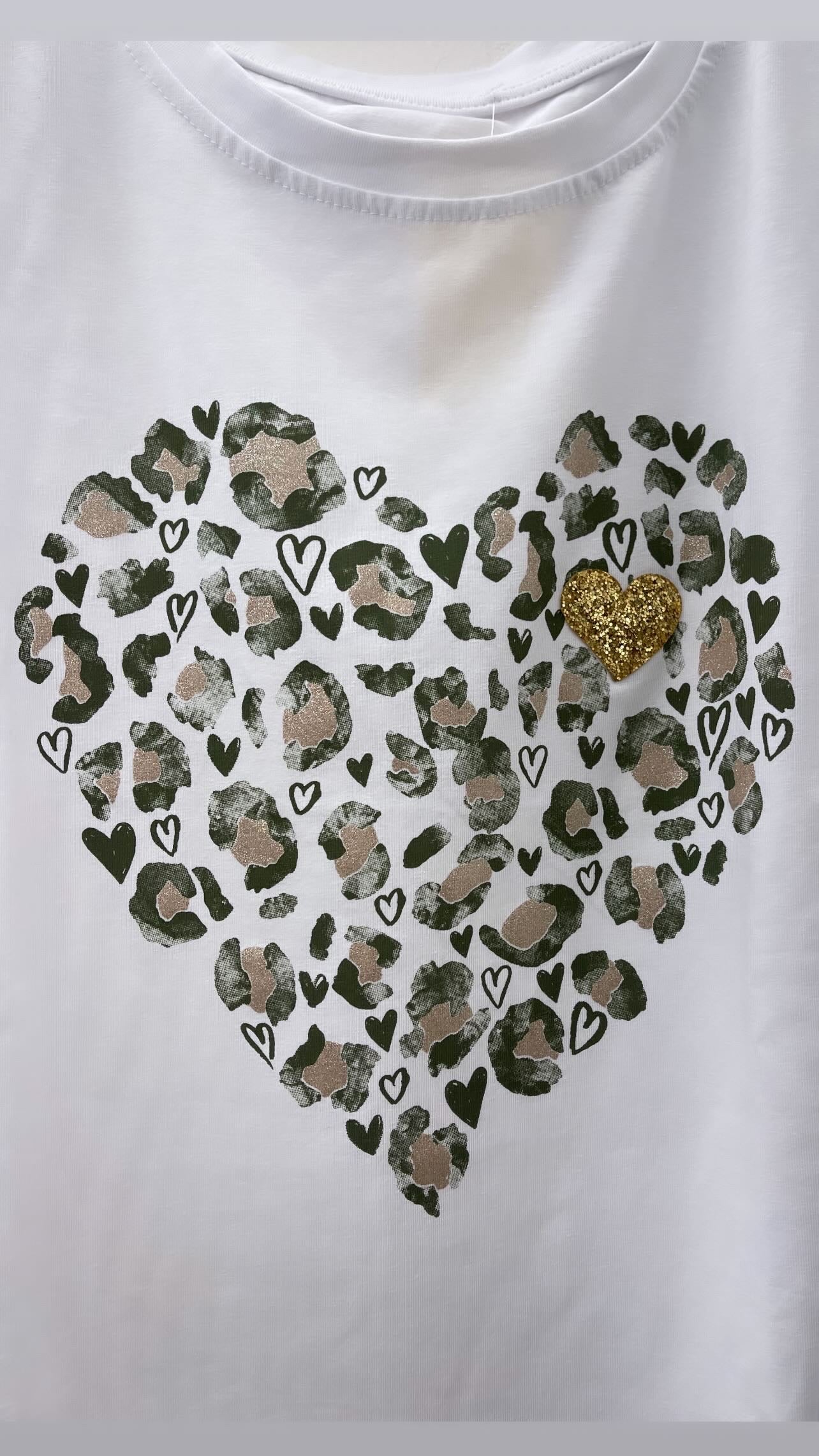 T-SHIRT LARGA CUORE MACULATO