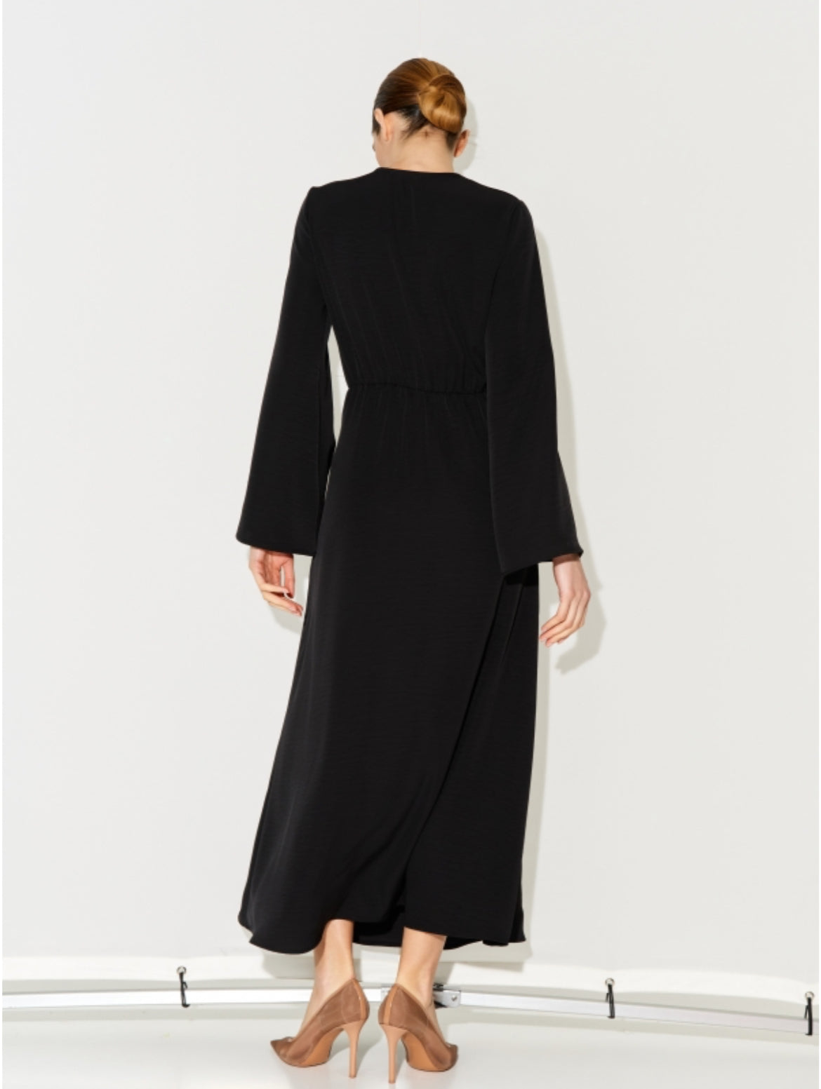 ABITO LUMINA CON SPACCHI