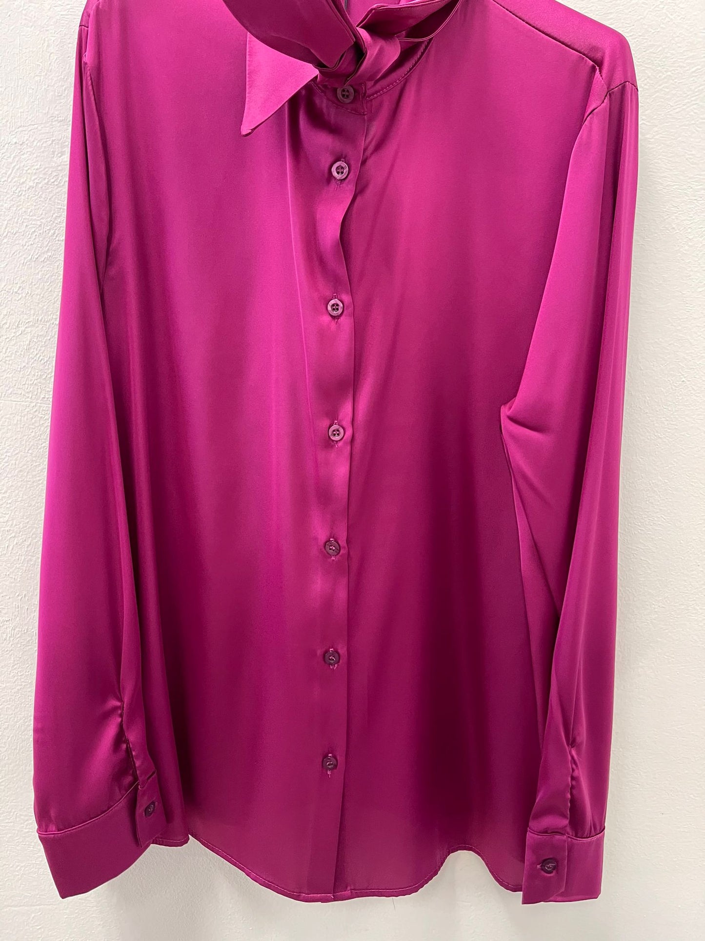 CAMICIA IN RASO CON CRAVATTA SUSYSTAR