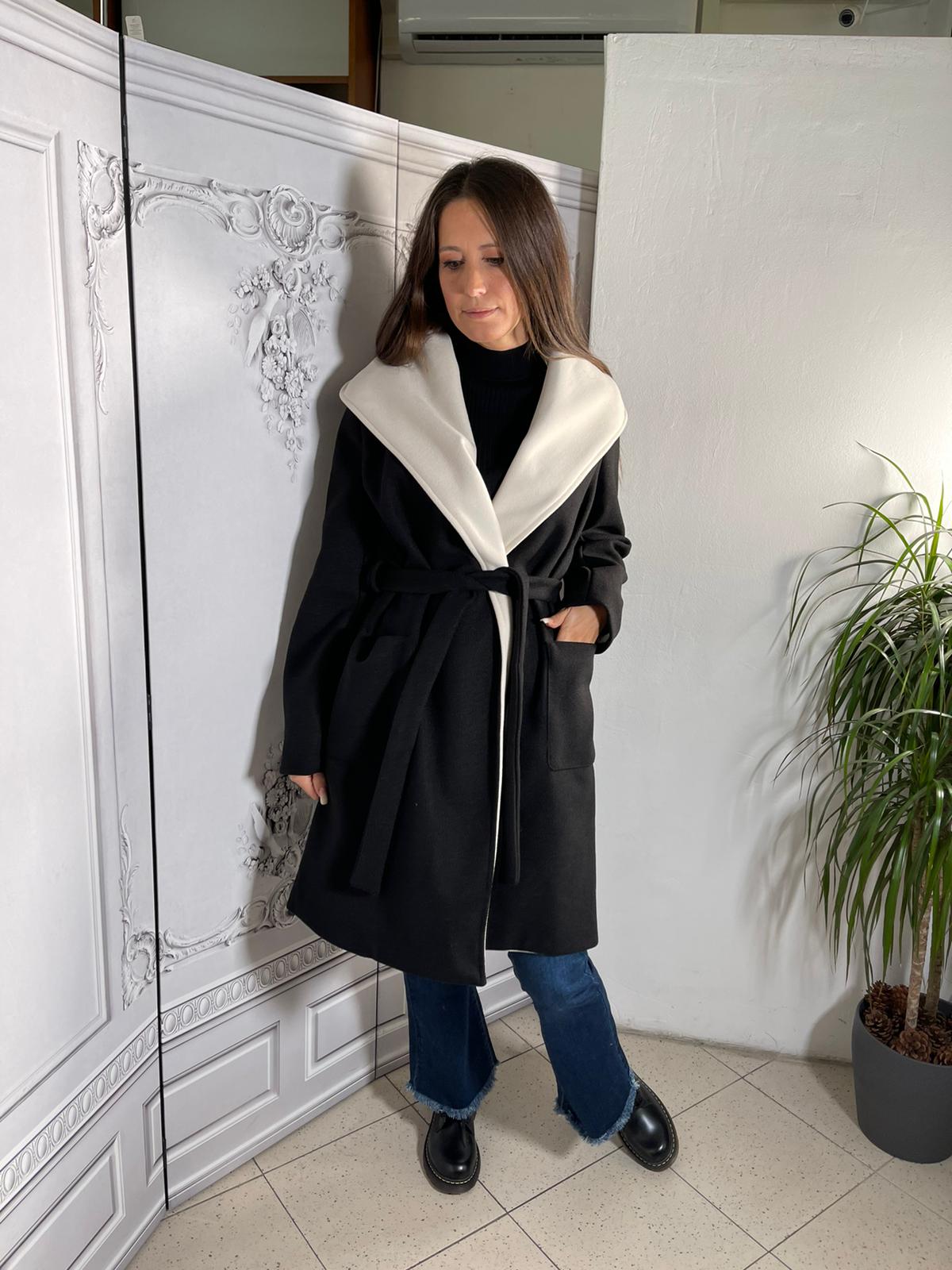 CAPPOTTO CON CAPPUCCIO