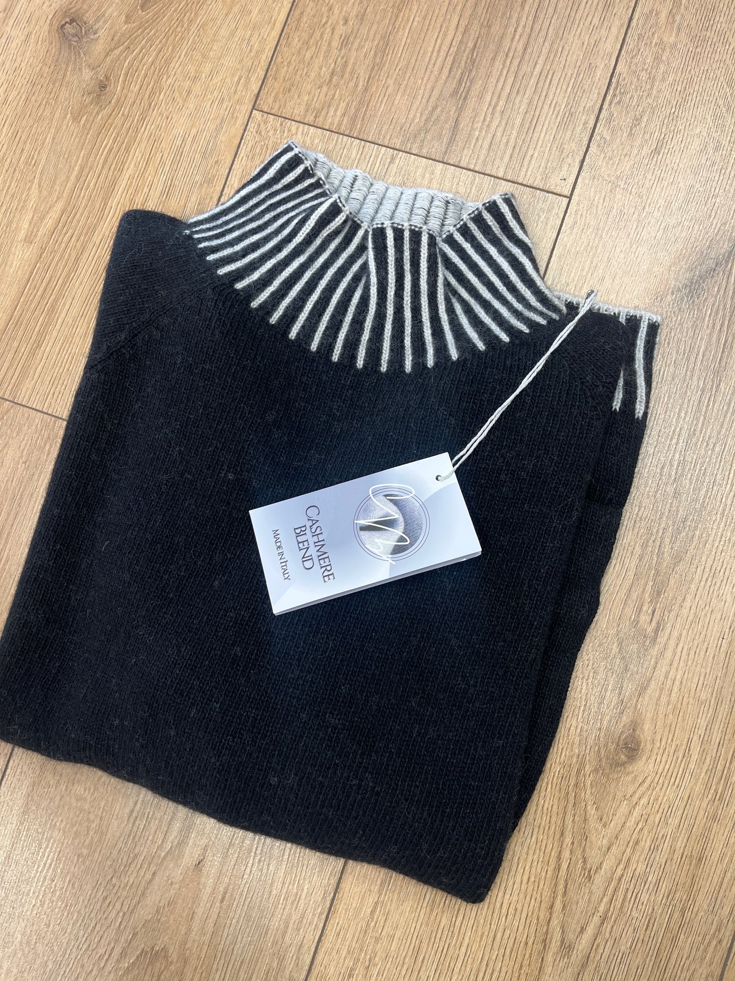 MAGLIONE CASHMERE COLLO ALTO