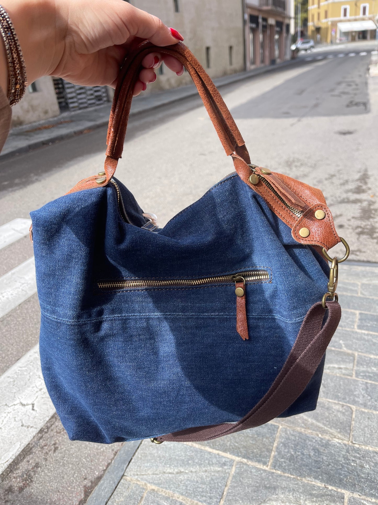 BORSA LEVIS