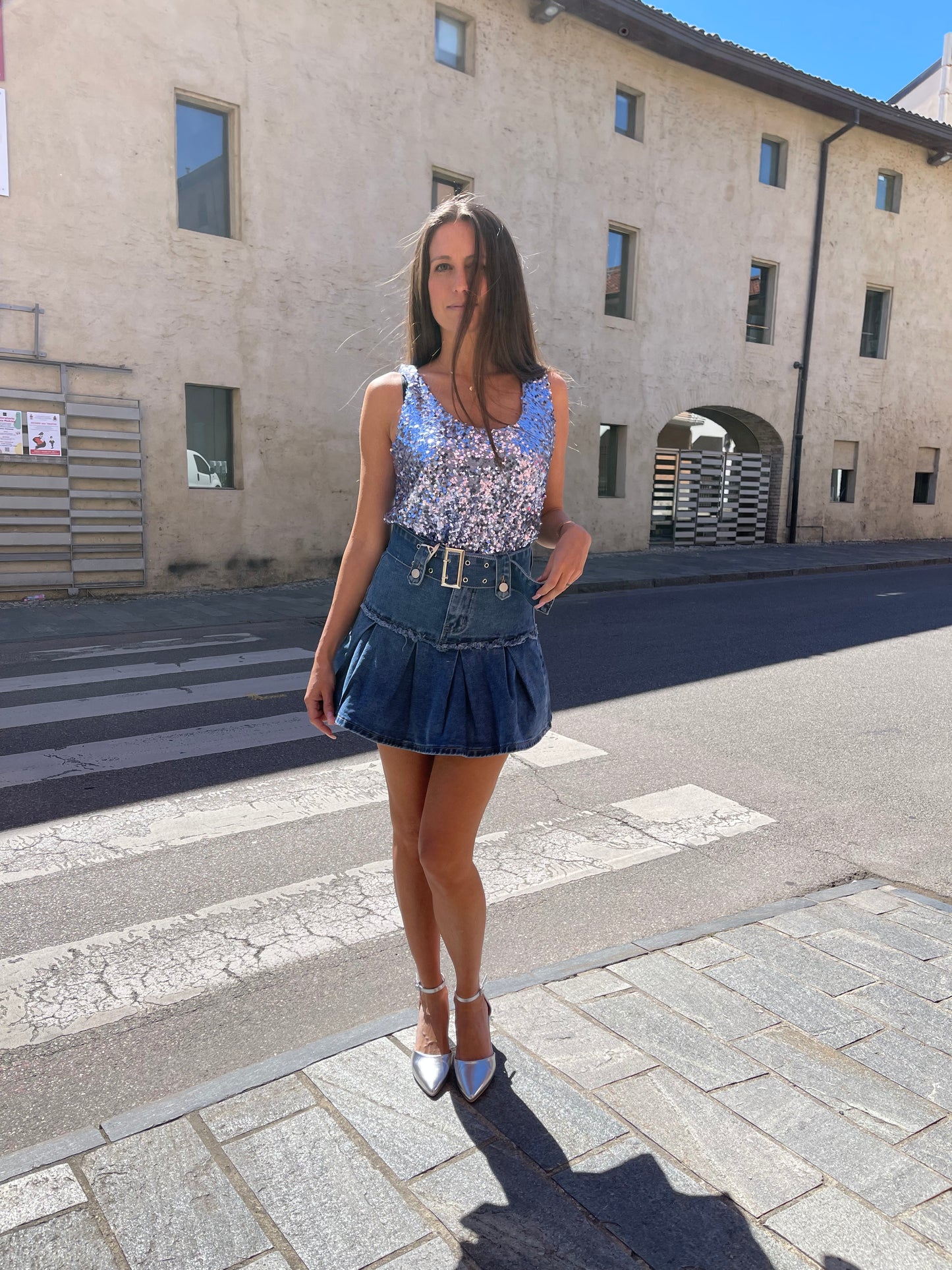 MINIGONNA IN JEANS CON BALZA