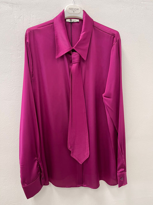 CAMICIA IN RASO CON CRAVATTA SUSYSTAR