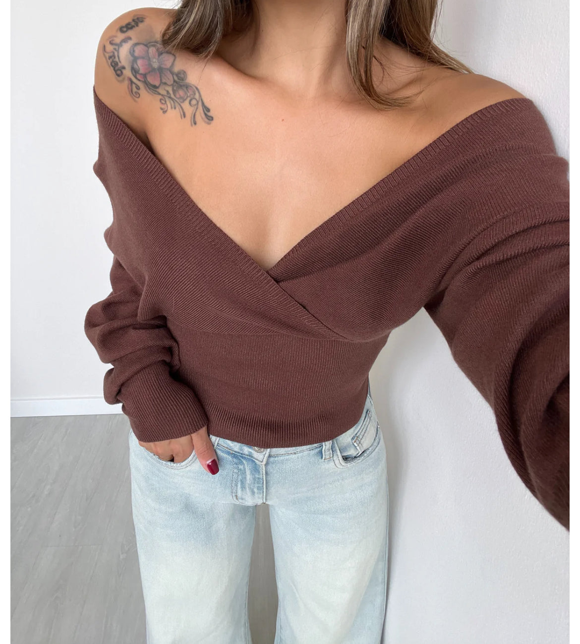 MAGLIONCINO SPALLE SCESE