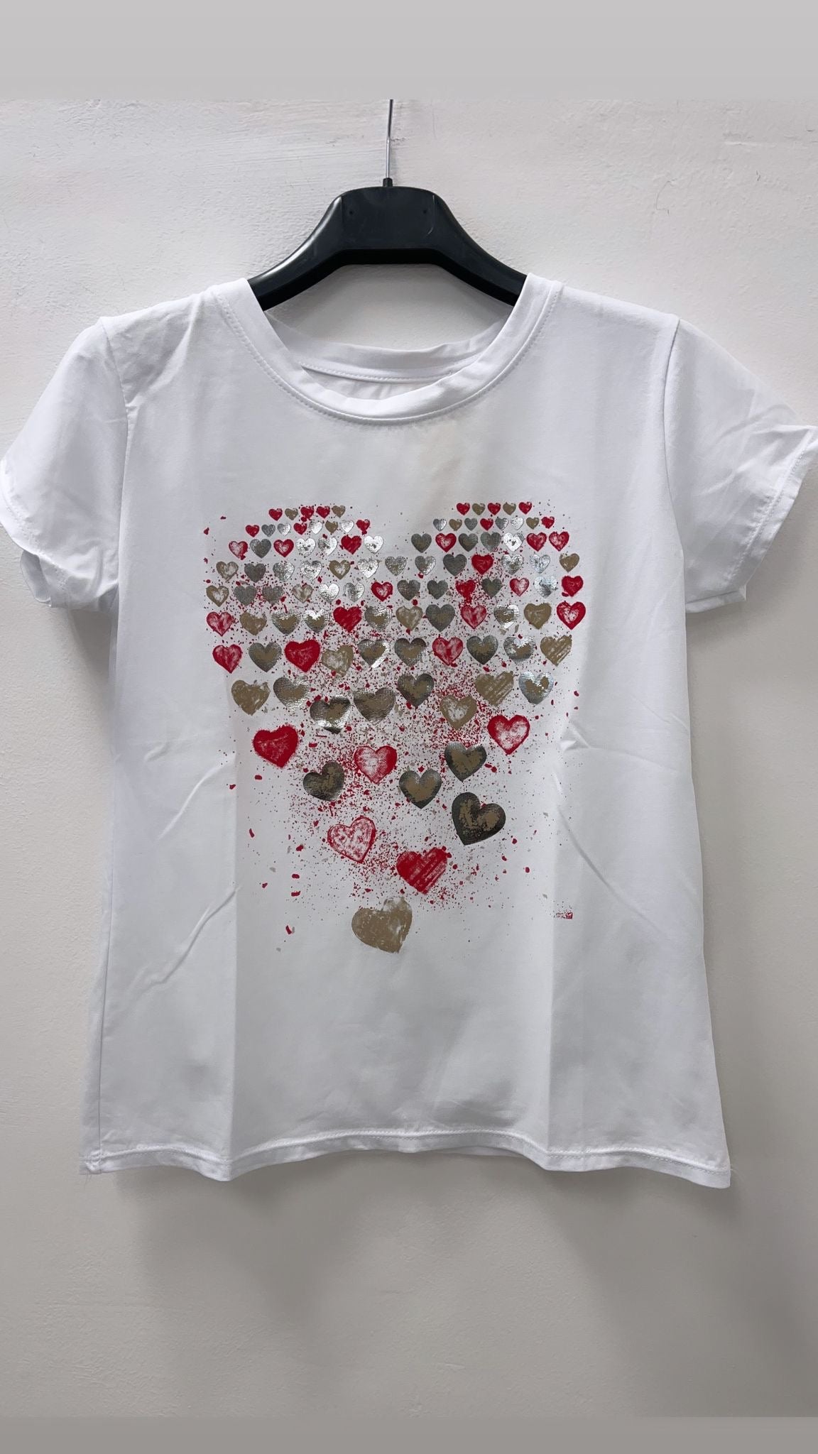 T SHIRT CUORI ROSSI