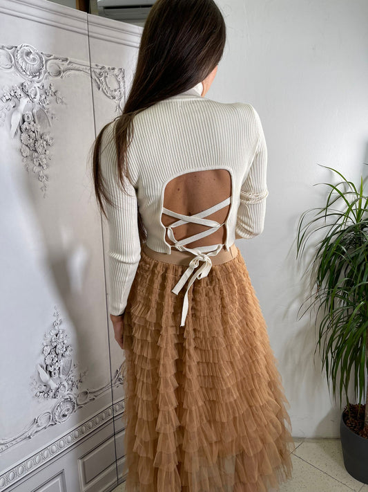 MAGLIONCINO APERTO NELLA SCHIENA