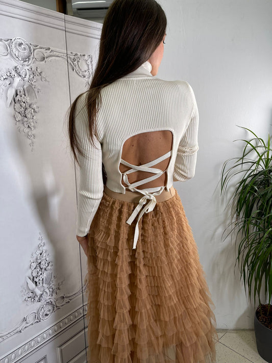 MAGLIONCINO APERTO NELLA SCHIENA