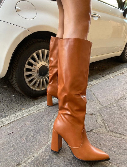 STIVALI CAMEL ALTI CON TACCO