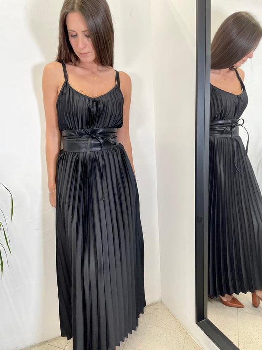 ABITO RASO PLISSETTATO