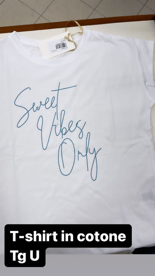 T-SHIRT SWEET VIBES