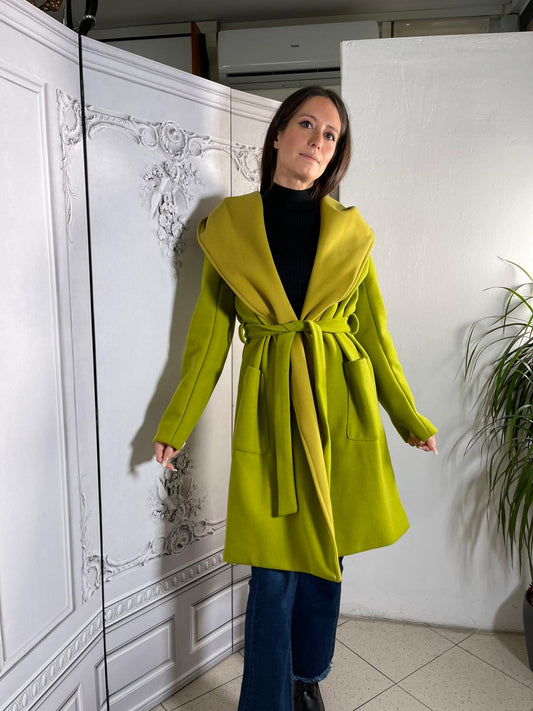 CAPPOTTO CON CAPPUCCIO